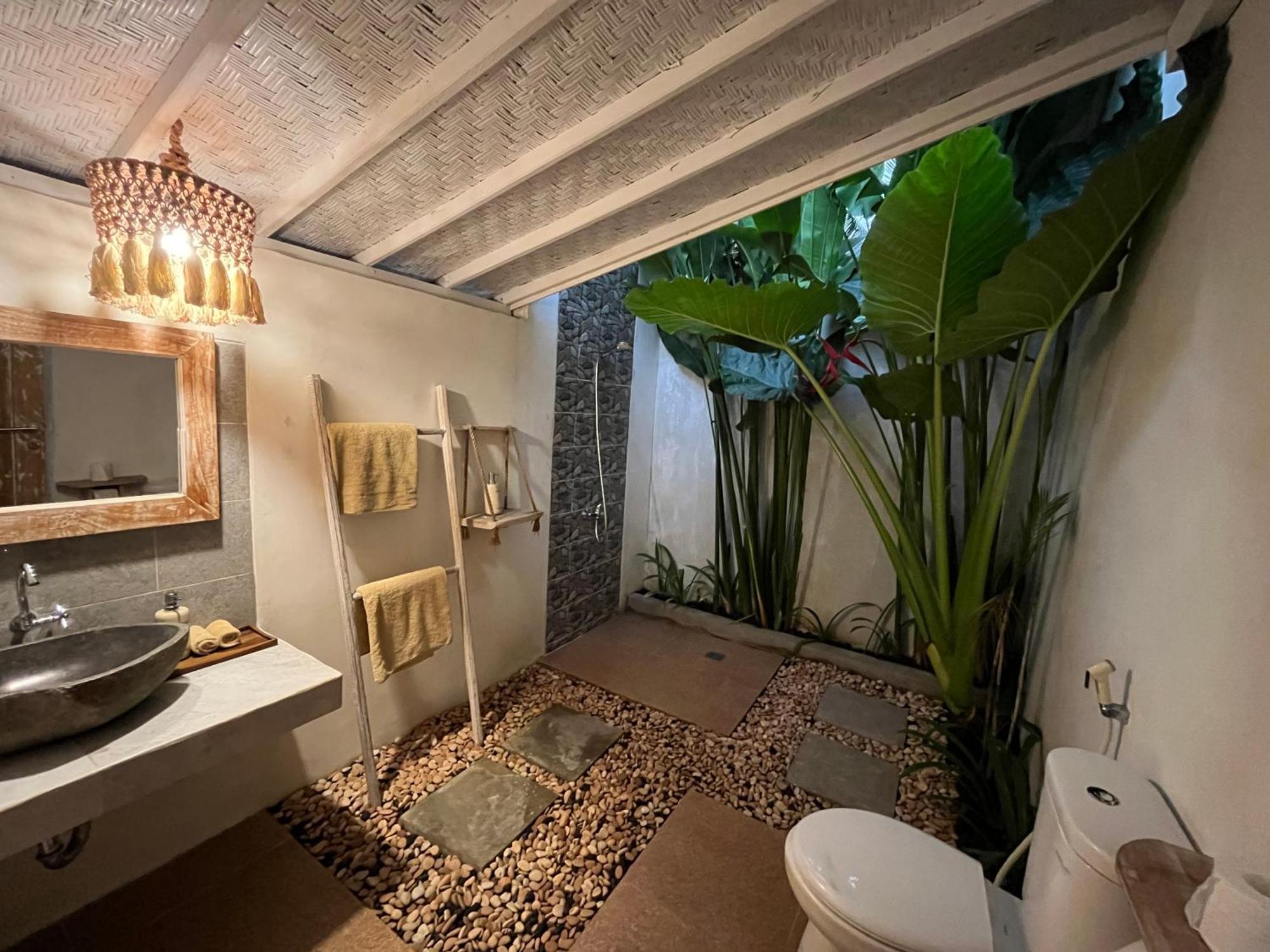 Penida West Palm Cottage Toyapakeh Exteriör bild